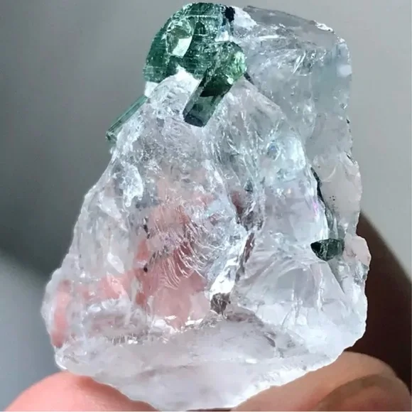 25 Carats Indicolite Tourmaline Crystal Specimen from Afghanistan - Picture 2 of 7